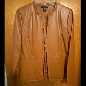 BEAUTIFUL VALERIE STEVENS LEATHER BLAZER!